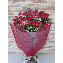 Ανθοδέσμη με 30 κόκκινα τριαντάφυλλα