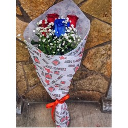 Ανθοδέσμη love με 4 τριαντάφυλλα